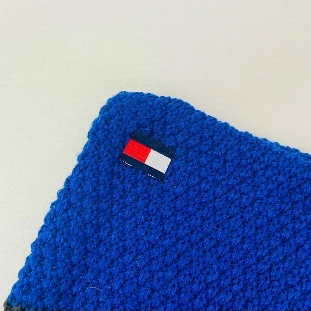 Tommy Hilfiger Wool Blend Reversible Color Block Scarf 10“ x 70“